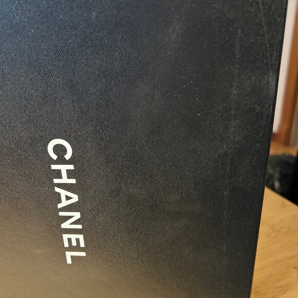 Authentic Chanel Black White Tissue Paper Large Empty Shoe Box Storage Gift Box - Picture 5 of 5